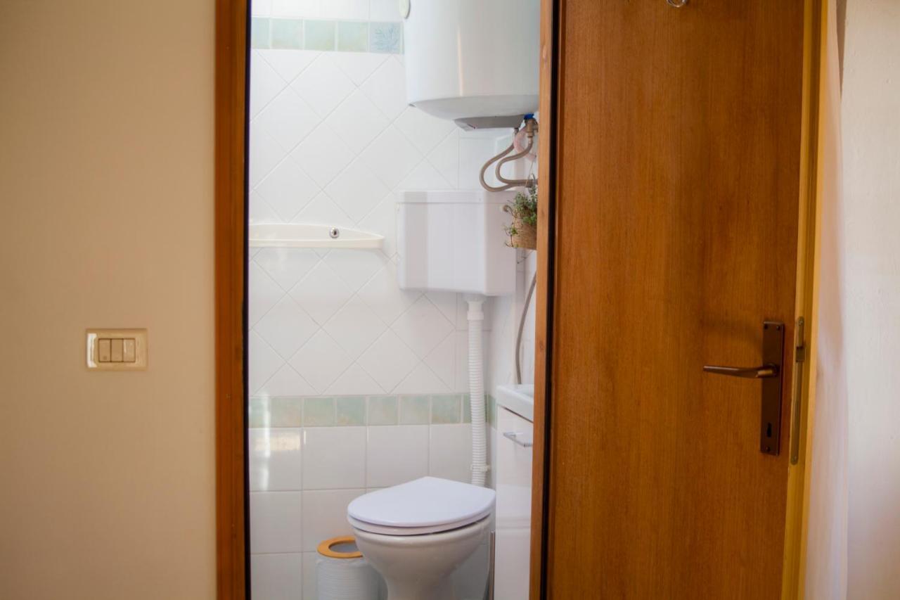 Amarilis Rooms Groznjan Exterior photo