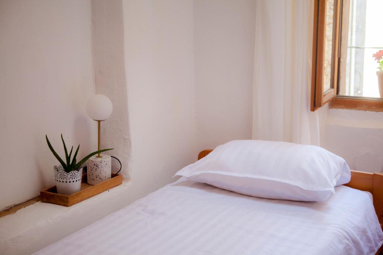 Amarilis Rooms Groznjan Exterior photo